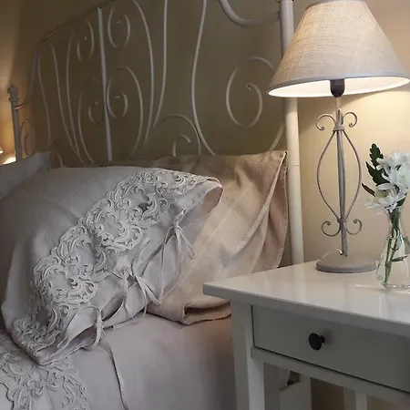 Bed & Breakfast Laresidenzanelborgo *